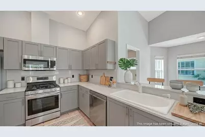 8928 Whitemarsh Avenue, Sarasota, FL 34238 - Photo 24