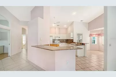 8928 Whitemarsh Avenue, Sarasota, FL 34238 - Photo 20