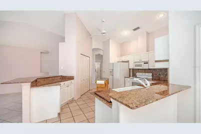 8928 Whitemarsh Avenue, Sarasota, FL 34238 - Photo 28