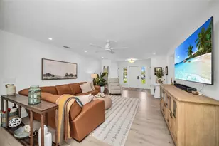 501 68th St, Holmes Beach, FL 34217 - Photo 10