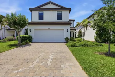 6126 Bluestar Court, Lakewood Ranch, FL 34211 - Photo 2