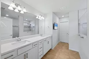 6126 Bluestar Ct, Lakewood Ranch, FL 34211 - Photo 16