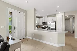 10254 Morning Mist Ln, Sarasota, FL 34241 - Photo 4