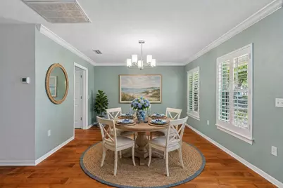 6414 23rd Ave Dr W, Bradenton, FL 34209 - Photo 4