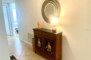 2310 Canalbluff Pl, Sarasota, FL 34231 - Photo 16