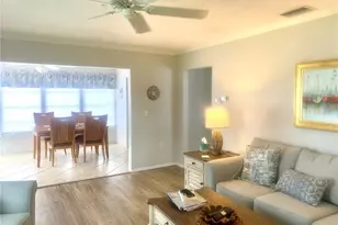 2310 Canalbluff Pl, Sarasota, FL 34231 - Photo 12