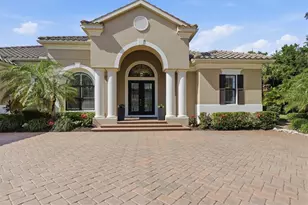 12407 Highfield Cir, Lakewood Ranch, FL 34202 - Photo 10