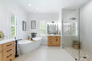 12407 Highfield Cir, Lakewood Ranch, FL 34202 - Photo 42