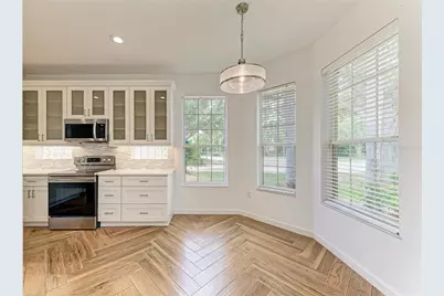 5047 Lakescene Place, Sarasota, FL 34243 - Photo 14