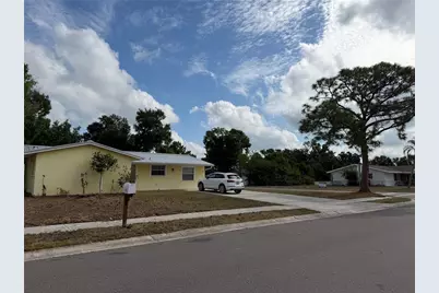 5333 Duncanwood Drive, Sarasota, FL 34232 - Photo 4