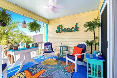 915 50th Avenue W, Bradenton, FL 34207 - Photo 2