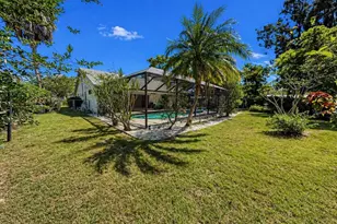 948 Winter Garden Dr, Sarasota, FL 34243 - Photo 42
