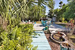 650 Edwards St, Englewood, FL 34223 - Photo 46