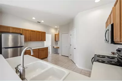 7740 Castleisland Drive, Sarasota, FL 34240 - Photo 20