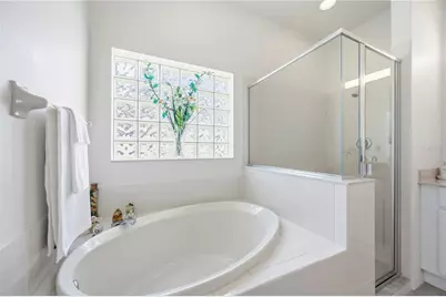 7740 Castleisland Drive, Sarasota, FL 34240 - Photo 30