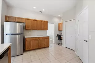 7740 Castleisland Dr, Sarasota, FL 34240 - Photo 24