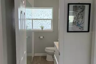 7503 Starfish Dr, Sarasota, FL 34231 - Photo 18