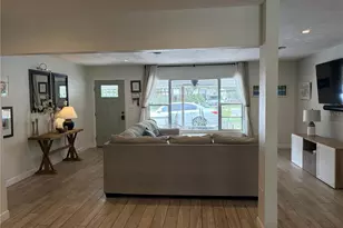 7503 Starfish Dr, Sarasota, FL 34231 - Photo 24
