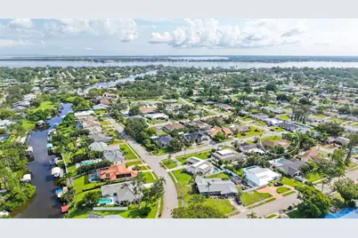 6303 3rd Avenue NW, Bradenton, FL 34209 - Photo 4