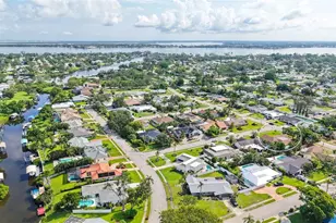 6303 3rd Ave NW, Bradenton, FL 34209 - Photo 4