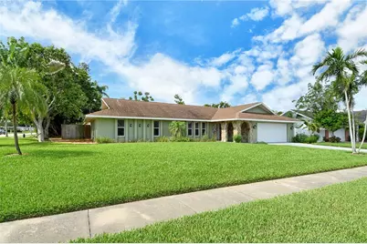 6303 3rd Avenue NW, Bradenton, FL 34209 - Photo 1