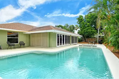 6303 3rd Avenue NW, Bradenton, FL 34209 - Photo 2