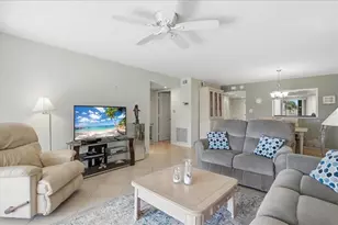 6500 Flotilla Dr, Holmes Beach, FL 34217 - Photo 12