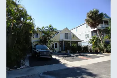618 Avenida De Mayo, Sarasota, FL 34242 - Photo 2