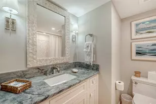 101 Benjamin Franklin Dr, Sarasota, FL 34236 - Photo 30