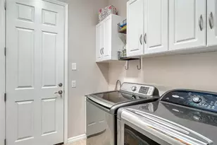 1043 145th St Cir NE, Bradenton, FL 34212 - Photo 12
