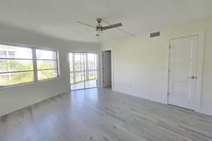 1300 N Portofino Dr, Sarasota, FL 34242 - Photo 42