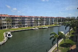 1300 N Portofino Dr, Sarasota, FL 34242 - Photo 32