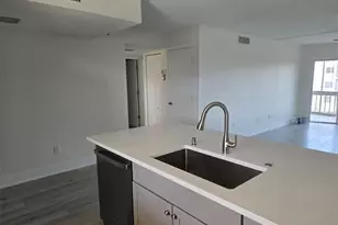 1300 N Portofino Dr, Sarasota, FL 34242 - Photo 12
