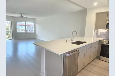 1300 N Portofino Drive #406, Sarasota, FL 34242 - Photo 10