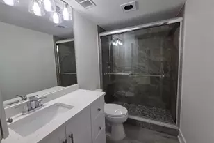 1300 N Portofino Dr, Sarasota, FL 34242 - Photo 38