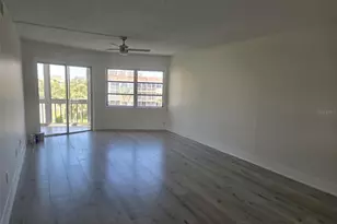 1300 N Portofino Dr, Sarasota, FL 34242 - Photo 18