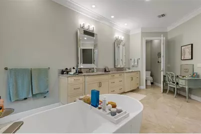 7732 Donald Ross Road W, Sarasota, FL 34240 - Photo 36