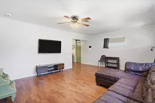 304 42nd St W, Bradenton, FL 34209 - Photo 12