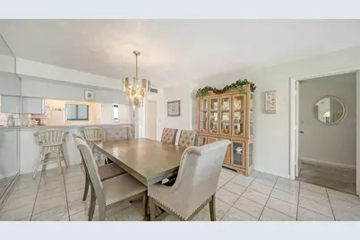 6234 Midnight Pass Road #307, Sarasota, FL 34242 - Photo 10