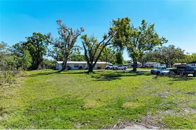 4007 45th Street E, Bradenton, FL 34208 - Photo 6