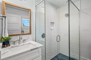 204 Coolidge Dr, Sarasota, FL 34236 - Photo 32