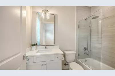 7700 Sandhill Lake Drive, Sarasota, FL 34241 - Photo 34