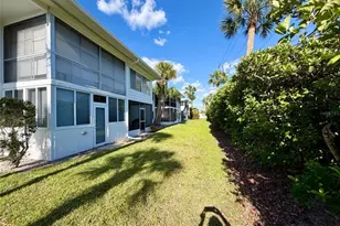 3900 Roxane Blvd, Sarasota, FL 34235 - Photo 4