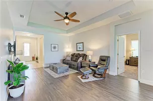 7750 Ridgelake Cir, Bradenton, FL 34203 - Photo 14