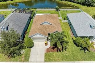 7750 Ridgelake Cir, Bradenton, FL 34203 - Photo 4