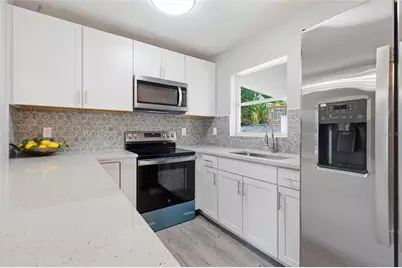 2827 22nd Street W, Bradenton, FL 34205 - Photo 4