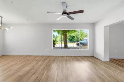 2827 22nd Street W, Bradenton, FL 34205 - Photo 8