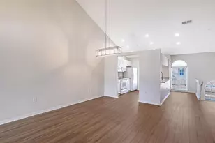4270 Castlebridge Ln, Sarasota, FL 34238 - Photo 12
