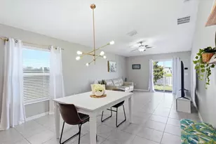 15455 Broad Brush Dr, Sun City Center, FL 33573 - Photo 8