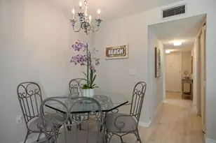 1604 Stickney Point Rd, Sarasota, FL 34231 - Photo 10